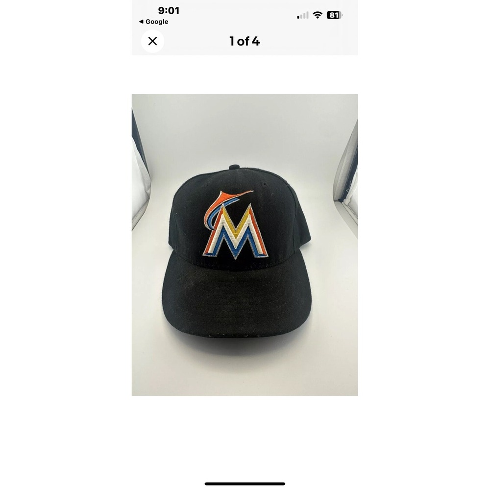 New Era Mens Miami Marlins Low Crown 59Fifty Fitted Hat Cap BLACK